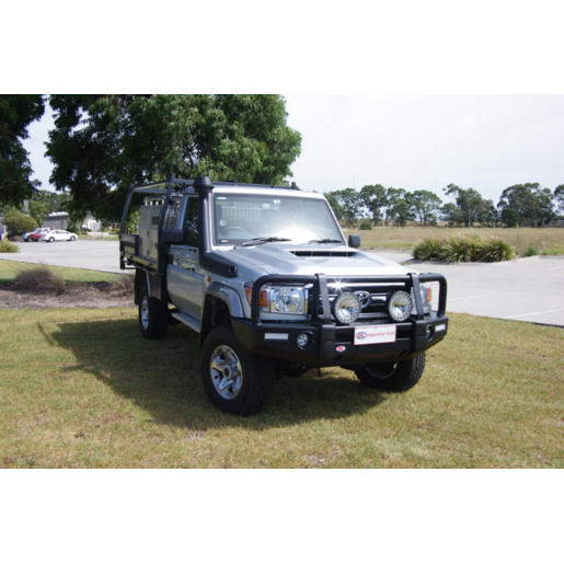 Opposite Lock Post-Type Premium Bullbar for Toyota LandCruiser 70 Series Single Cab (2016–2022)