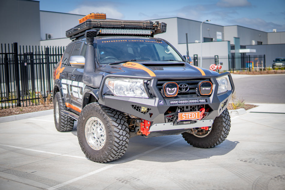 Offroad Animal Toro Bullbar for Toyota LandCruiser 200 Series (2008-2014)